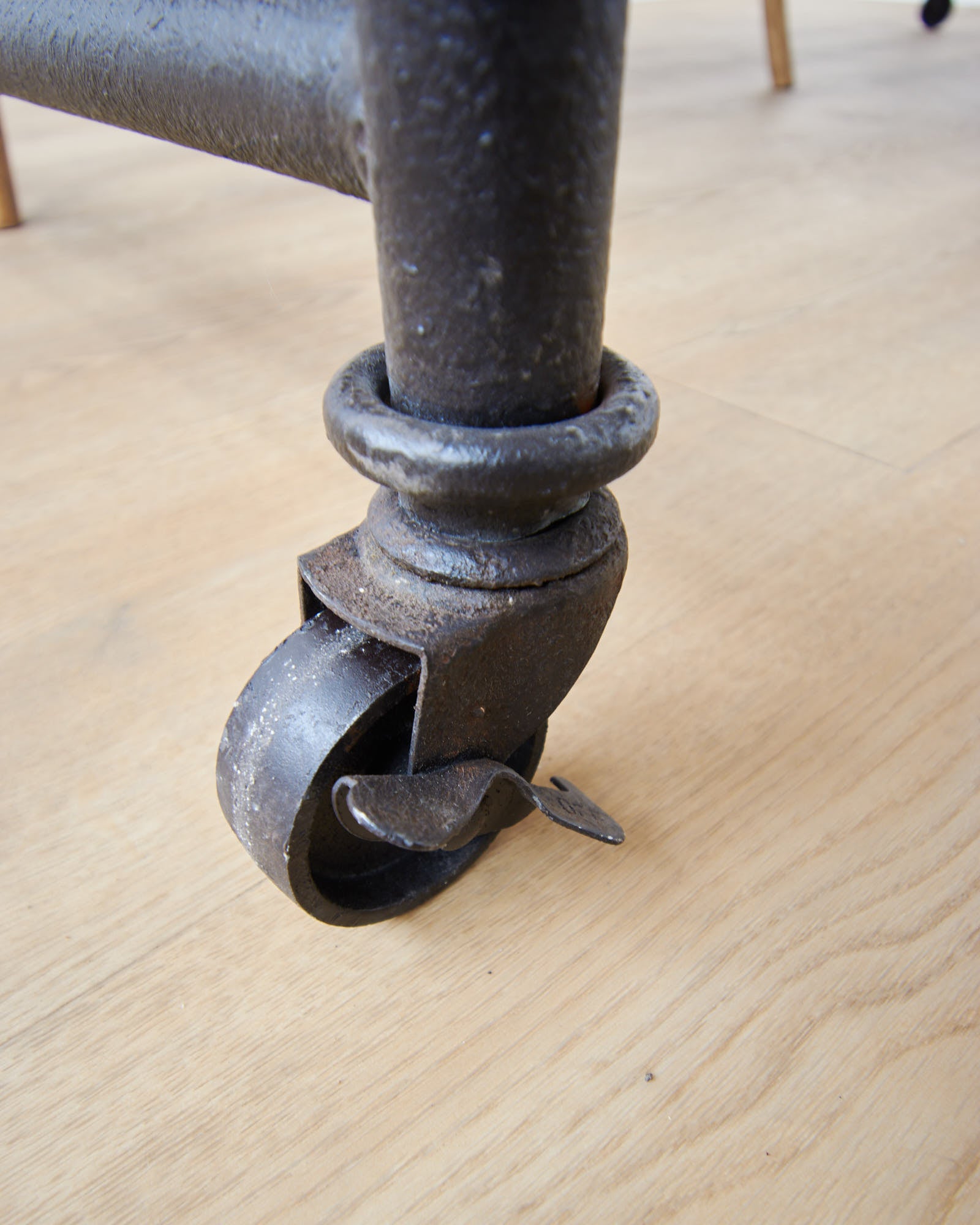Tavolo in legno e ferro Rotterdam 200 cm - OrchideaMilano1981