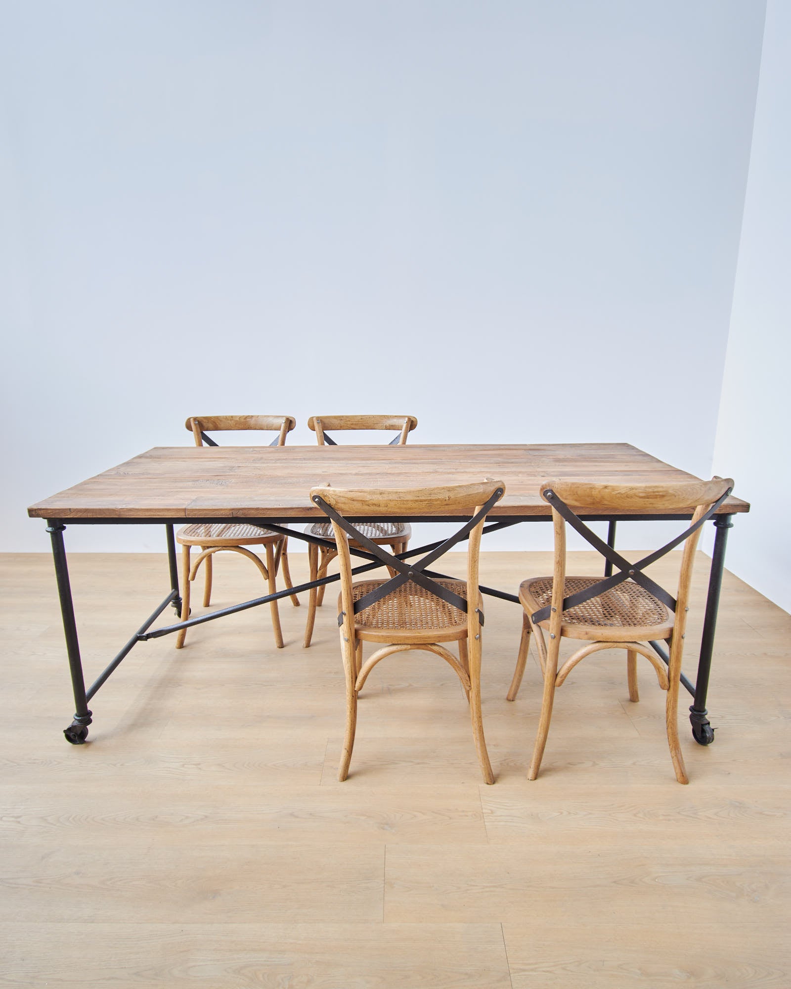 Tavolo in legno e ferro Rotterdam 200 cm - OrchideaMilano1981