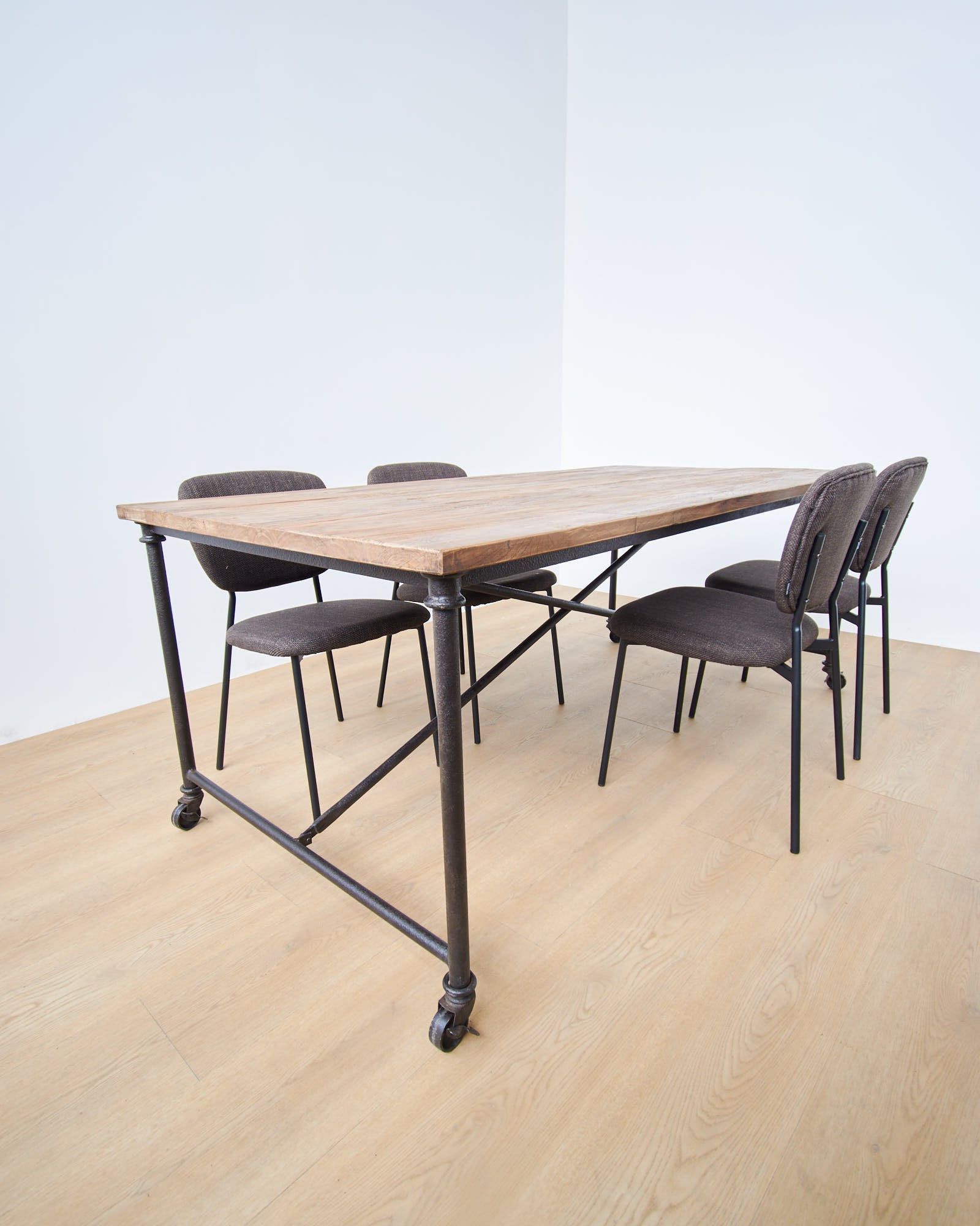 Tavolo in legno e ferro Rotterdam 200 cm - OrchideaMilano1981