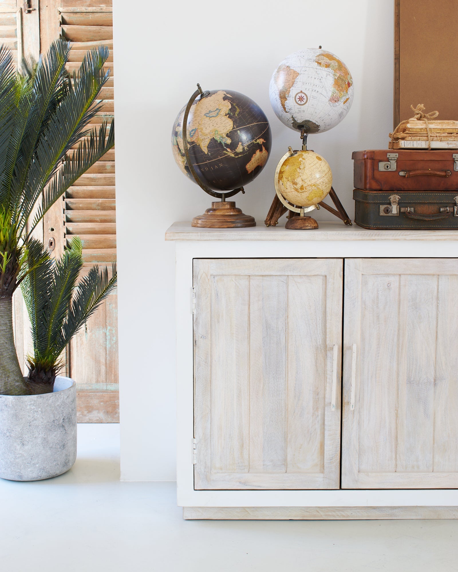 Credenza 4 ante in legno Antigua - OrchideaMilano1981