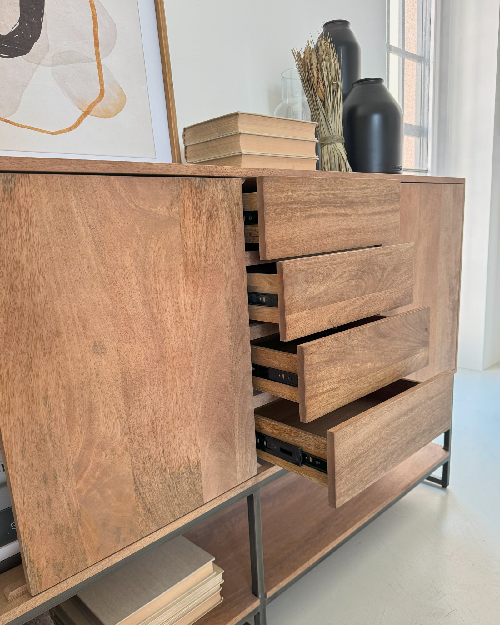 Credenza in legno e ferro Skyline Orchidea Milano 1981