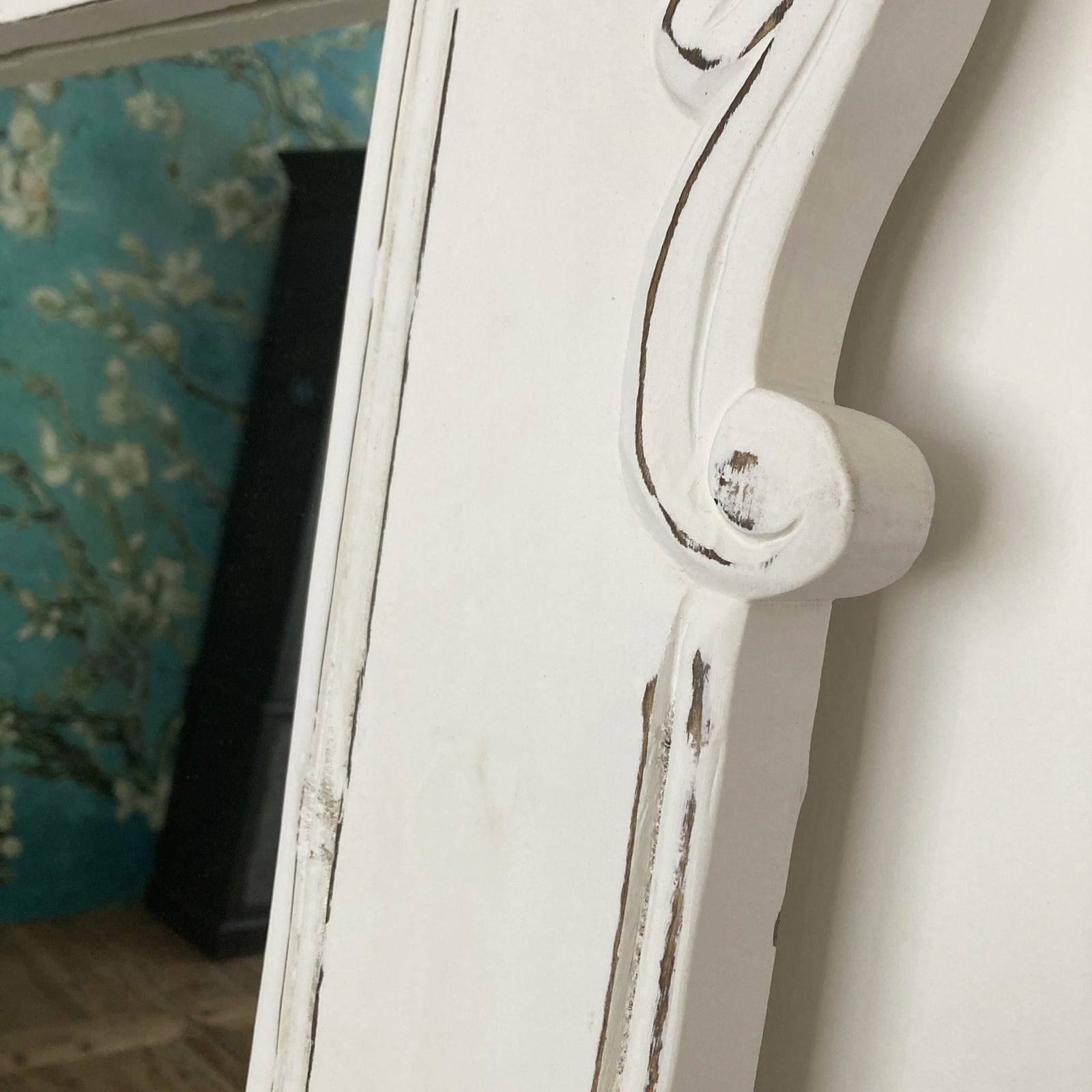 Specchiera a figura intera in legno Santorini - OrchideaMilano1981