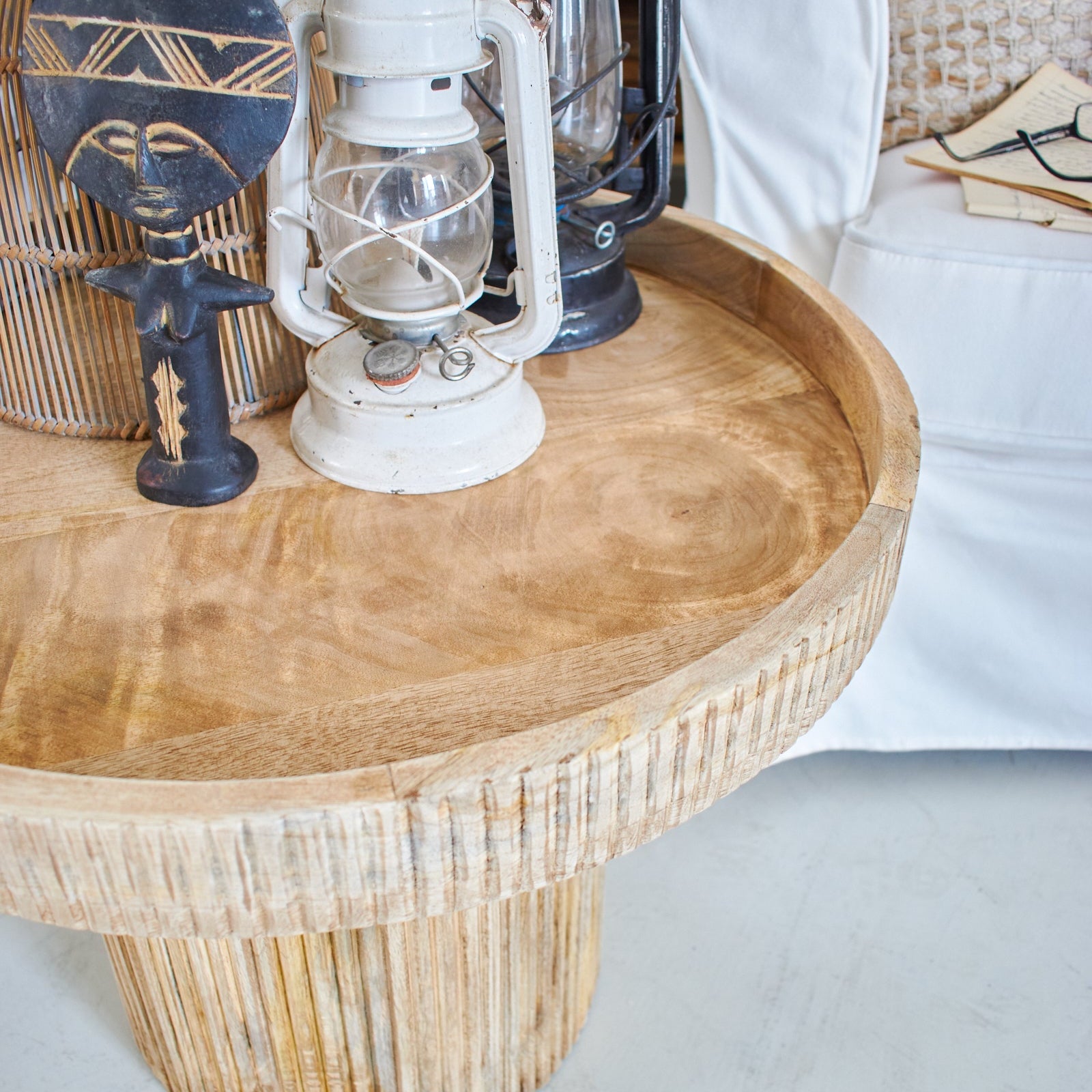 Tavolino rotondo in legno East Colonial Big 60 cm - OrchideaMilano1981
