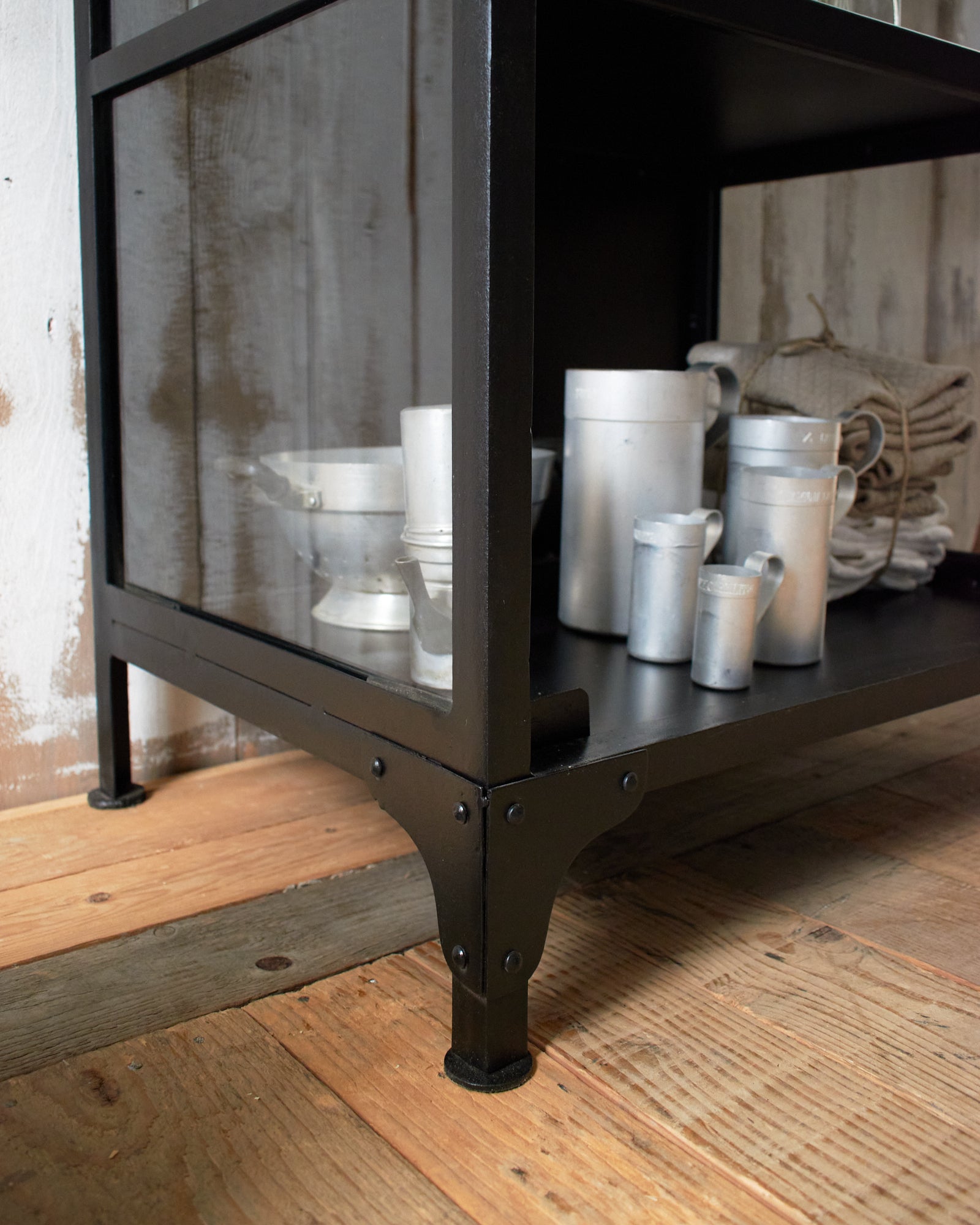 Vetrina industriale in ferro e vetro Antique Black - OrchideaMilano1981
